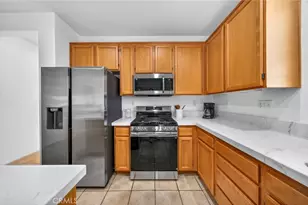 28502 Oasis View Cir, Menifee, CA 92584 - Photo 11