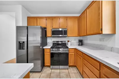 28502 Oasis View Cir, Menifee, CA 92584 - Photo 11