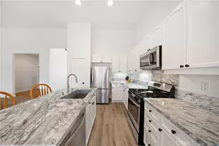 40889 Robards Way, Murrieta, CA 92562 - Photo 9