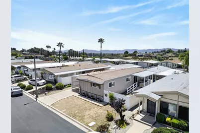 38077 Via Del Largo, Murrieta, CA 92563 - Photo 35