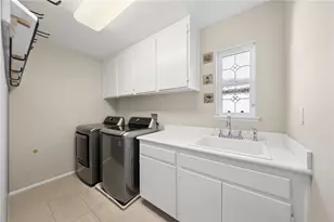 30600 Kentfield Dr, Murrieta, CA 92563 - Photo 49