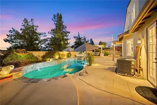 30600 Kentfield Dr, Murrieta, CA 92563 - Photo 11