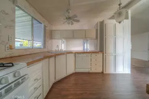 26151 Kentia Palm Dr, Homeland, CA 92548 - Photo 19