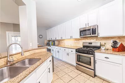 36854 Montfleury, Winchester, CA 92596 - Photo 13