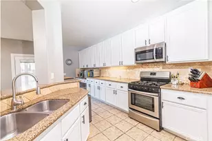 36854 Montfleury, Winchester, CA 92596 - Photo 13