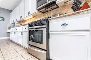 36854 Montfleury, Winchester, CA 92596 - Photo 17