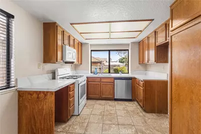 10545 Sunburst Drive, Rancho Cucamonga, CA 91730 - Photo 7