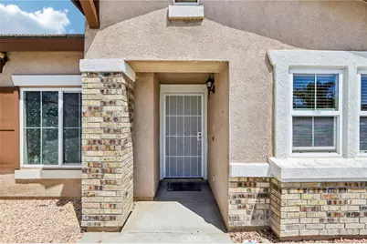 988 Roxanne, Hemet, CA 92543 - Photo 3