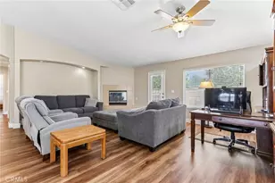 988 Roxanne, Hemet, CA 92543 - Photo 7