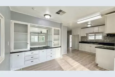 42751 E Florida Avenue #161, Hemet, CA 92544 - Photo 9