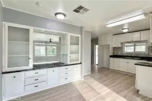 42751 E Florida Ave, Hemet, CA 92544 - Photo 9