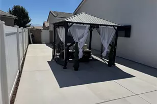 1919 Rodeo Dr, Hemet, CA 92545 - Photo 23
