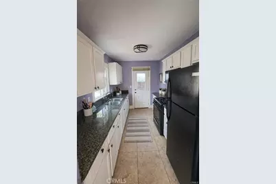 800 N Hobart, Los Angeles, CA 90029 - Photo 11