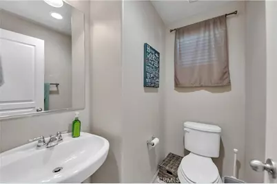 40042 Calle Real, Murrieta, CA 92563 - Photo 15