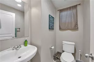 40042 Calle Real, Murrieta, CA 92563 - Photo 15