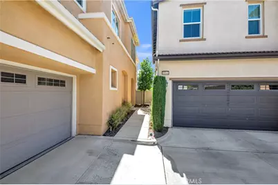 40042 Calle Real, Murrieta, CA 92563 - Photo 5