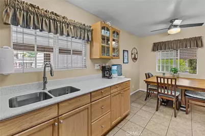 2761 Redlands, Perris, CA 92571 - Photo 31