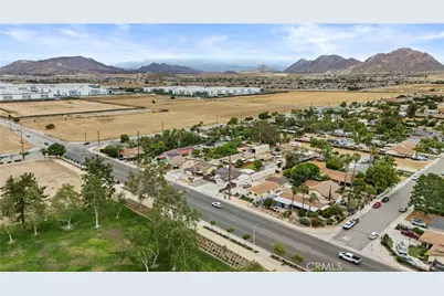 2761 Redlands, Perris, CA 92571 - Photo 71