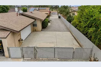 2761 Redlands, Perris, CA 92571 - Photo 65