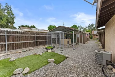 2761 Redlands, Perris, CA 92571 - Photo 45