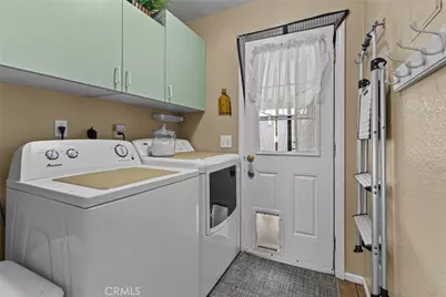 2761 Redlands, Perris, CA 92571 - Photo 39