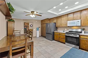 2761 Redlands, Perris, CA 92571 - Photo 15