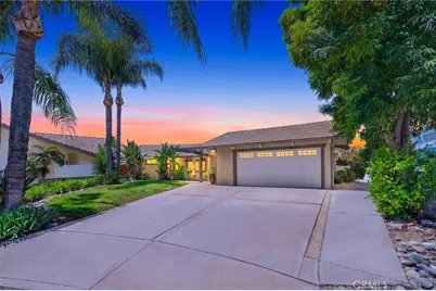 30199 Windward Drive, Canyon Lake, CA 92587 - Photo 5