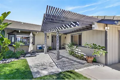 30199 Windward Drive, Canyon Lake, CA 92587 - Photo 7