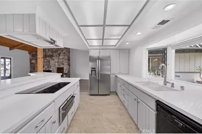 30199 Windward Drive, Canyon Lake, CA 92587 - Photo 23