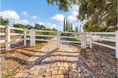 9312 Avenida Altura Bella, Cherry Valley, CA 92223 - Photo 11