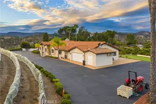 42371 Via De Los Fideos, Temecula, CA 92590 - Photo 65