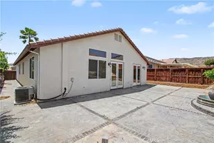 7860 January Dr, Hemet, CA 92545 - Photo 13