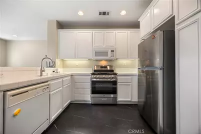 1800 E Lakeshore Drive #1601, Lake Elsinore, CA 92530 - Photo 13