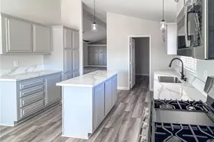 40705 Calle Vecina, Temecula, CA 92592 - Photo 13