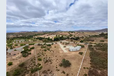 40705 Calle Vecina, Temecula, CA 92592 - Photo 3