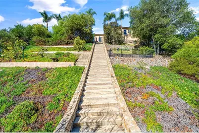 21128 Via Los Laureles, Murrieta, CA 92562 - Photo 53