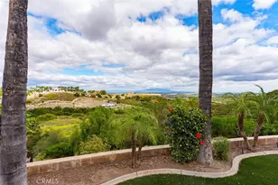 21128 Via Los Laureles, Murrieta, CA 92562 - Photo 57