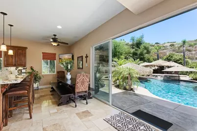 21128 Via Los Laureles, Murrieta, CA 92562 - Photo 17