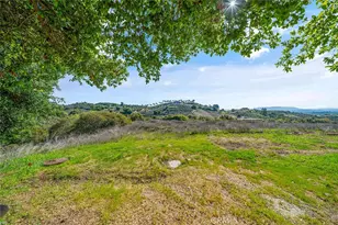 21128 Via Los Laureles, Murrieta, CA 92562 - Photo 51
