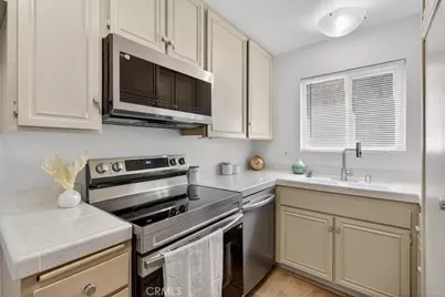 28500 Via Princesa #D, Murrieta, CA 92563 - Photo 13
