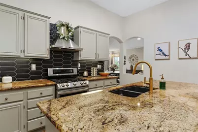 25346 Robinson Creek Lane, Menifee, CA 92584 - Photo 15