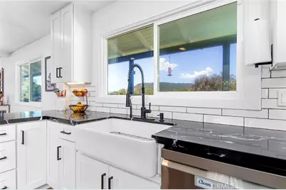 42525 Calle Capistrano, Temecula, CA 92590 - Photo 17