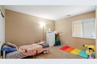 5228 Verenda, 29 Palms MCB, CA 92277 - Photo 7