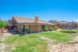 5228 Verenda, 29 Palms MCB, CA 92277 - Photo 33