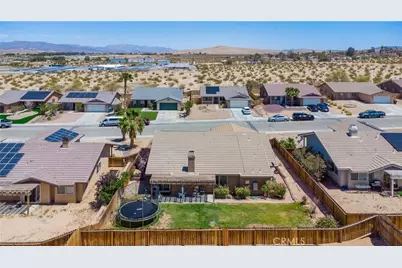 5228 Verenda, 29 Palms MCB, CA 92277 - Photo 41