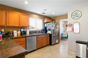5228 Verenda, 29 Palms MCB, CA 92277 - Photo 19