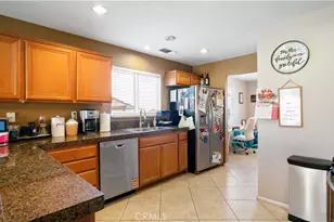 5228 Verenda, 29 Palms MCB, CA 92277 - Photo 19