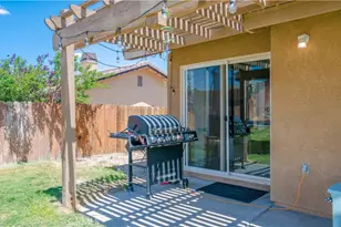 5228 Verenda, 29 Palms MCB, CA 92277 - Photo 35