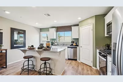 31196 Maple Bark Drive, Winchester, CA 92596 - Photo 5