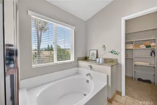31881 Via Tafalla, Temecula, CA 92592 - Photo 33
